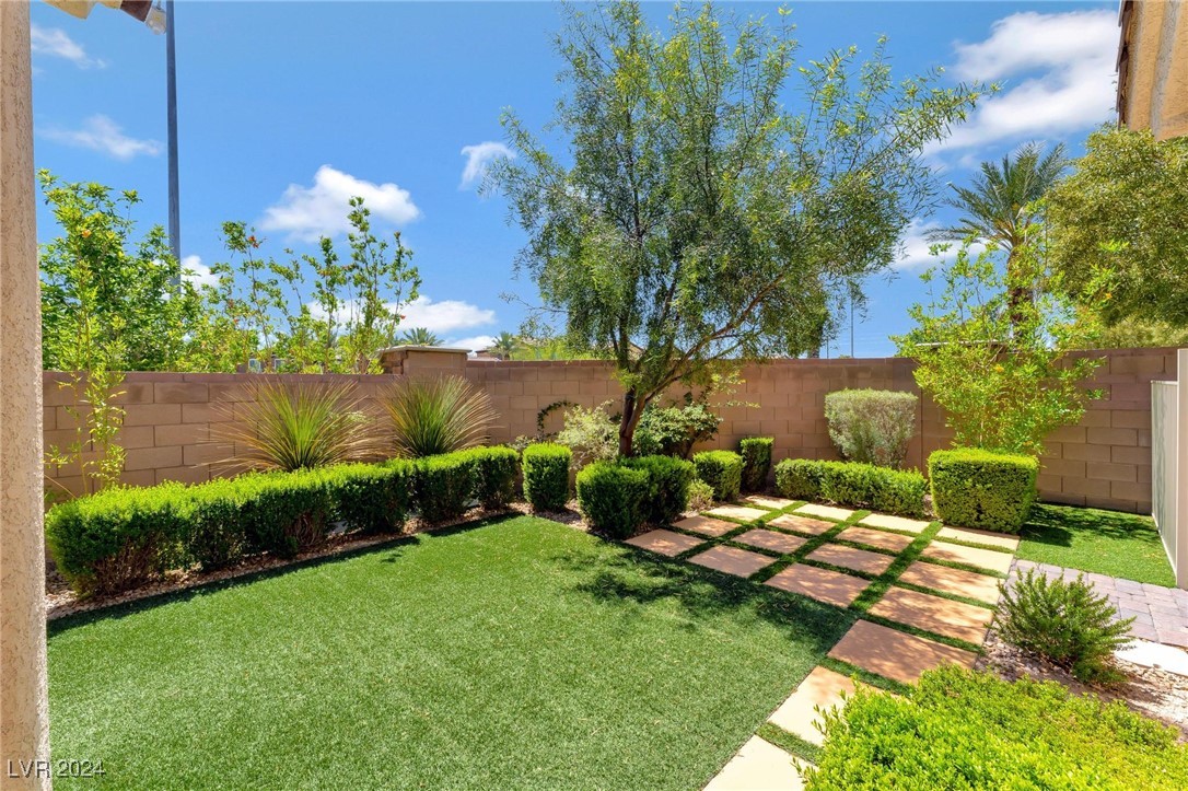85 Apricot Ridge Avenue Las Vegas, NV 89183 - Photo 38 of 44
