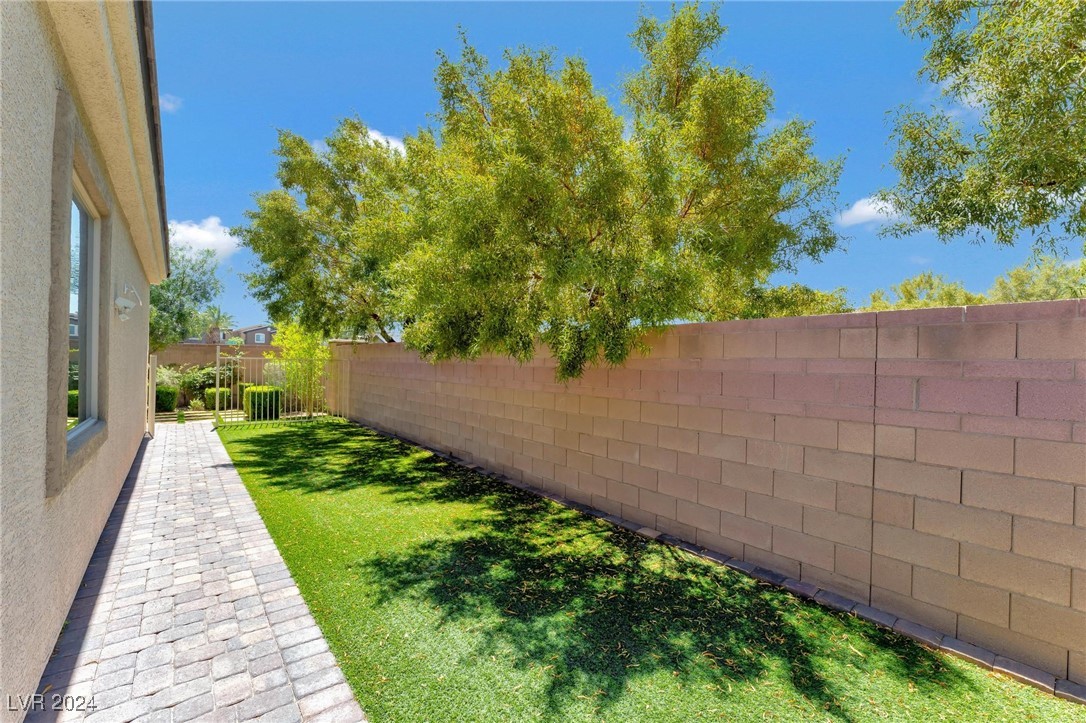 85 Apricot Ridge Avenue Las Vegas, NV 89183 - Photo 41 of 44