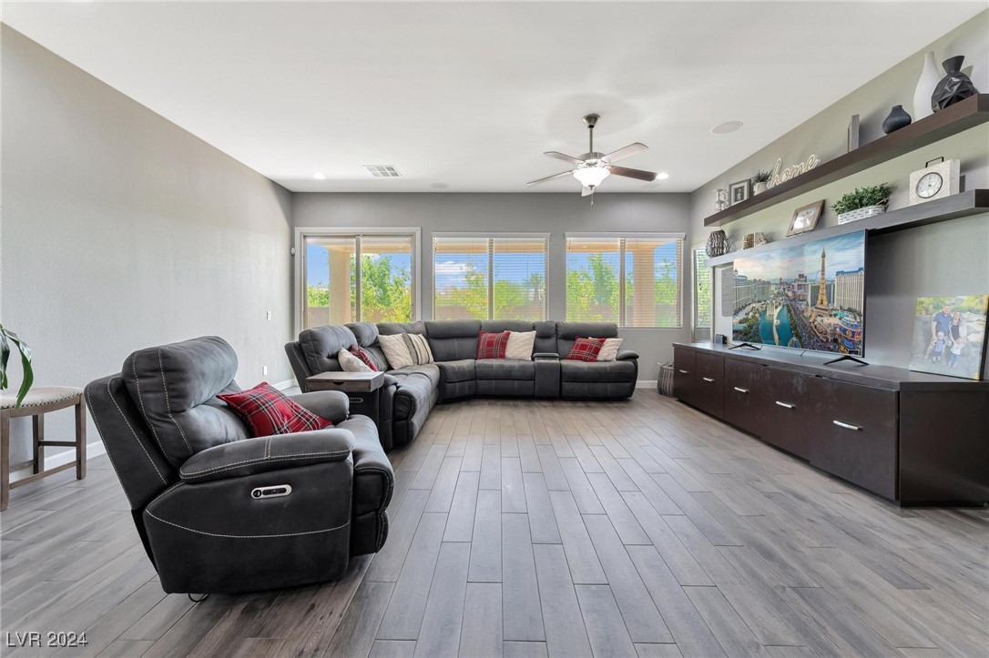 85 Apricot Ridge Avenue Las Vegas, NV 89183 - Photo 9 of 44