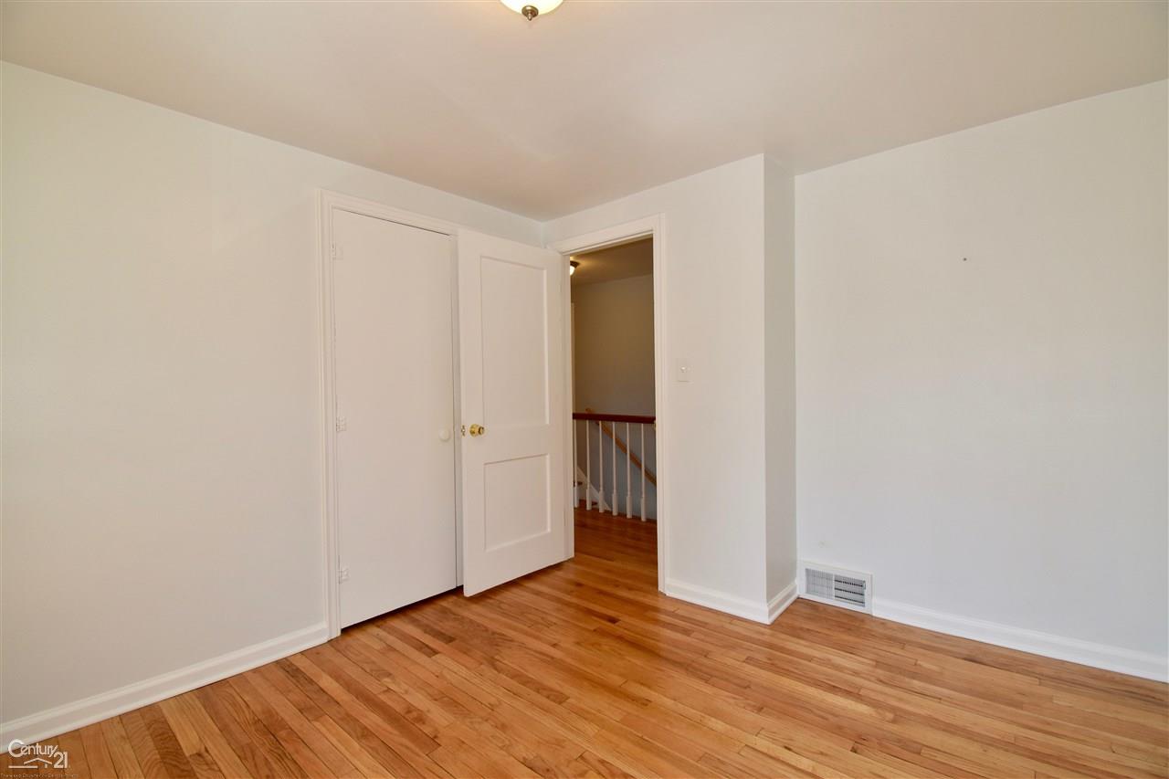 417 Moross Road Grosse Pointe Farms, MI 48236 - Photo 12 of 24