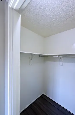 $350,000 | 205 Yoakum Parkway, Unit 305, Alexandria, VA 22304