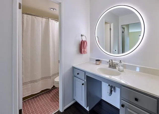 $350,000 | 205 Yoakum Parkway, Unit 305, Alexandria, VA 22304