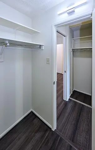 $350,000 | 205 Yoakum Parkway, Unit 305, Alexandria, VA 22304