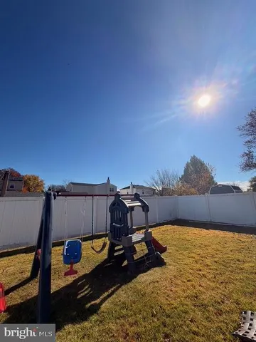 $3,000 | 2451 Croydon Court, Bensalem, PA 19020