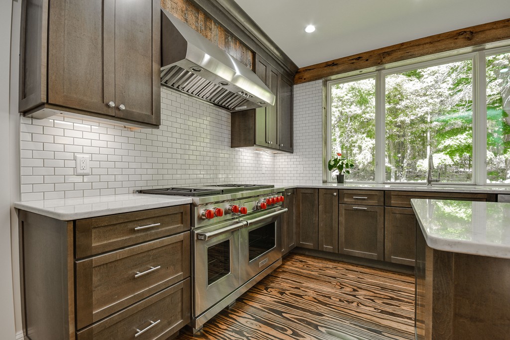 40 Maple Street Sherborn, MA 01770 - Photo 9 of 30 Gallery Image 9
