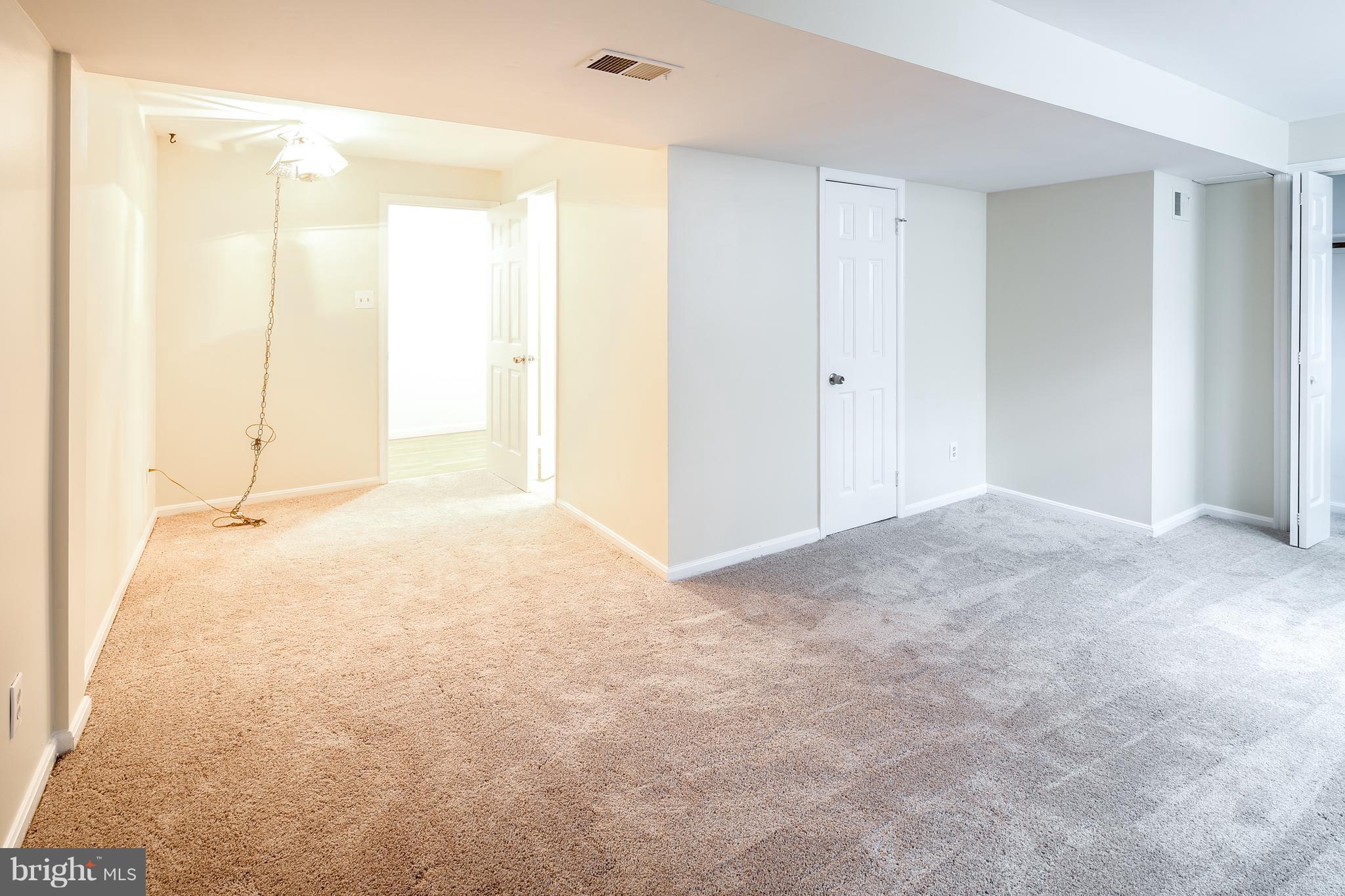 2112 Carriage Square Place Silver Spring, MD 20906 - Photo 15 of 28 Bedroom