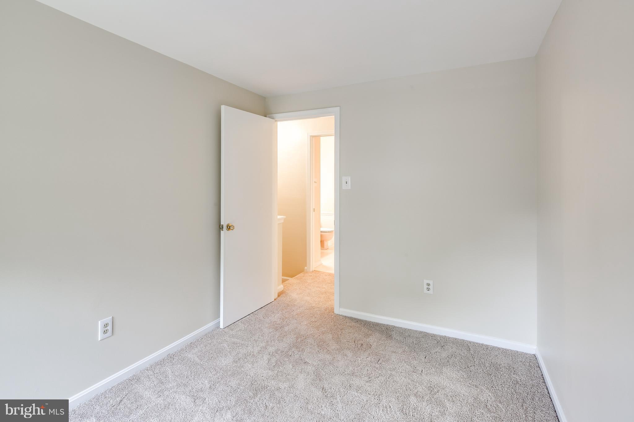 2112 Carriage Square Place Silver Spring, MD 20906 - Photo 17 of 28 Bedroom