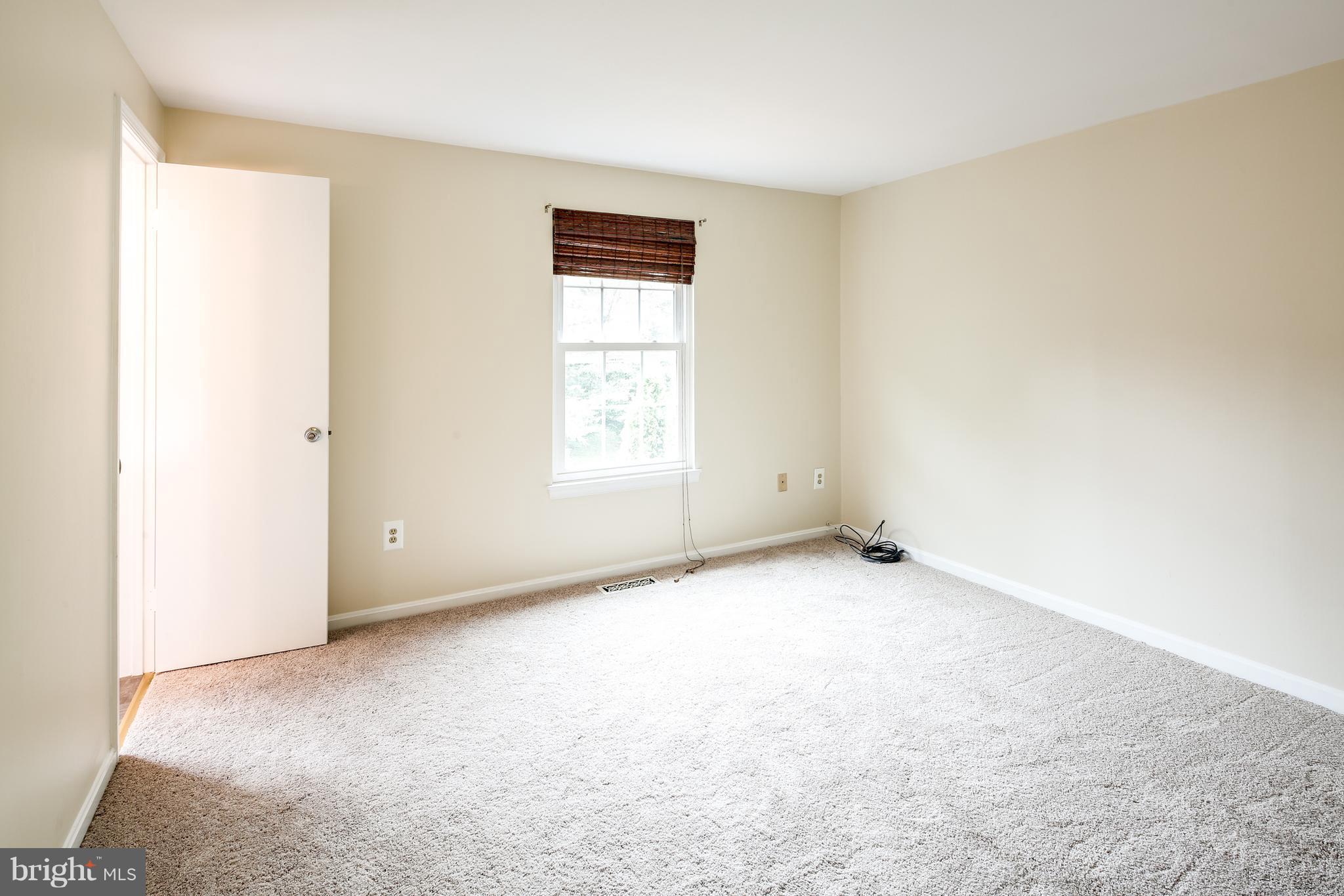 2112 Carriage Square Place Silver Spring, MD 20906 - Photo 20 of 28 Bedroom