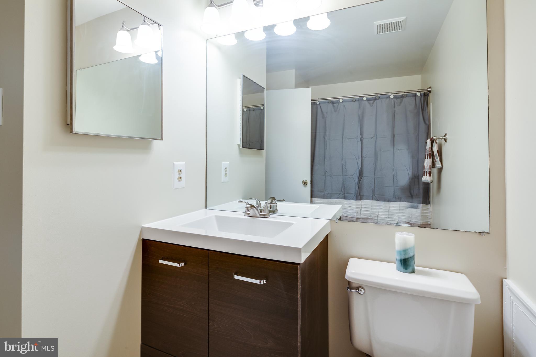 2112 Carriage Square Place Silver Spring, MD 20906 - Photo 24 of 28 Bath