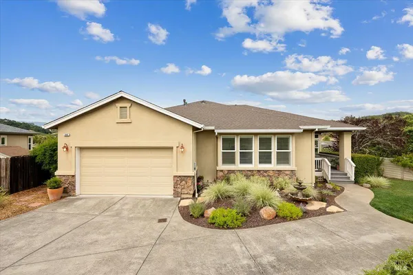 $1,495,000 | 290 Appaloosa Trail, Healdsburg, CA 95448