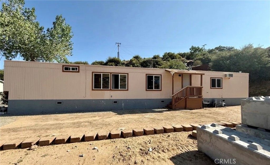 657 Lebec Road, Unit 27 Lebec, CA 93243 - Photo 1 of 6 a house view with a outdoor space