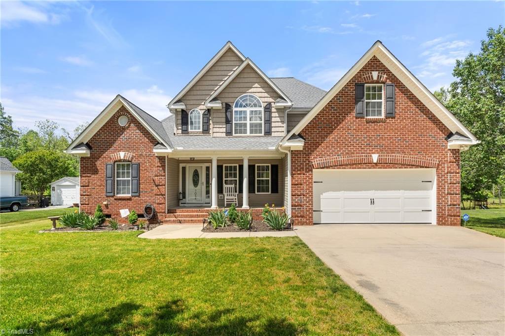 7084 Bridgewood Road Clemmons, NC 27012 - Photo 2 of 48