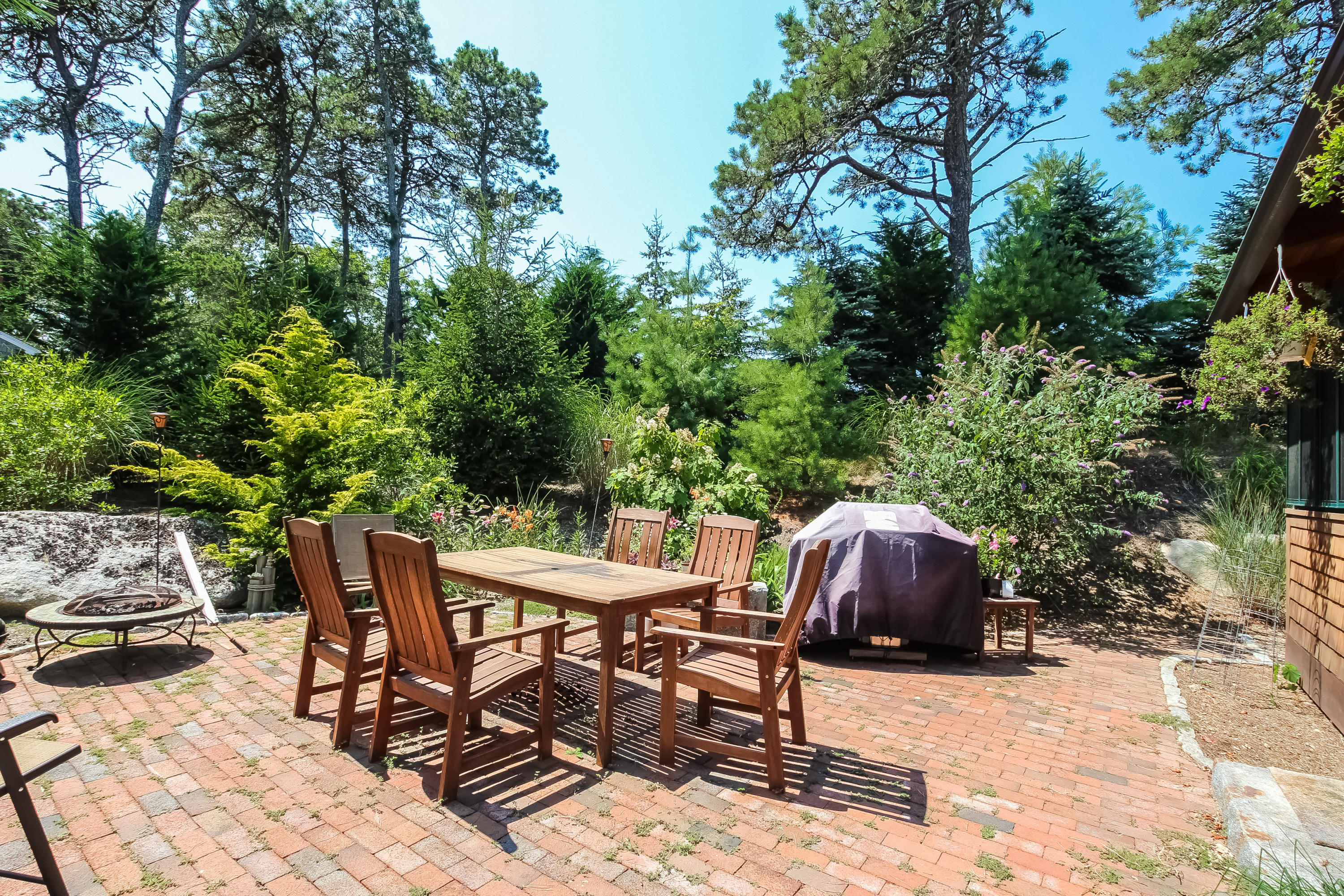 35 Aunt Zilpas Road Chatham, MA 02633 - Photo 20 of 26 023-Patio-4587053-large