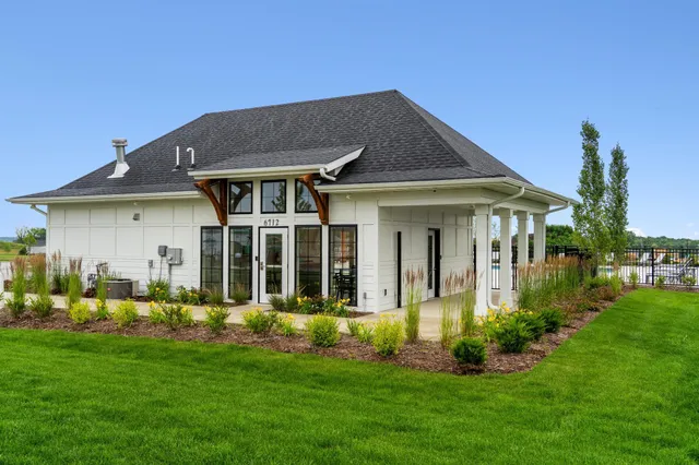 $660,360 | 6553 Wolfberry Curve, Minnetrista, MN 55331