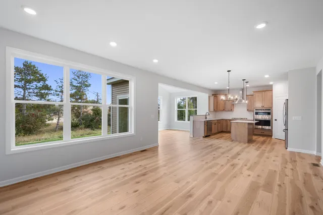 $660,360 | 6553 Wolfberry Curve, Minnetrista, MN 55331