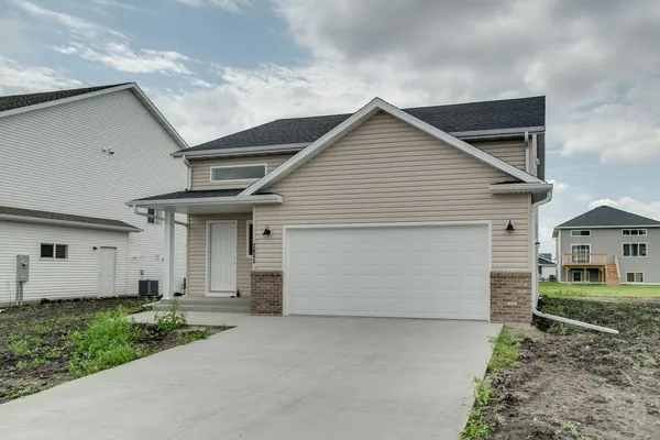 $309,900 | 3843 19th Street South, Moorhead, MN 56560