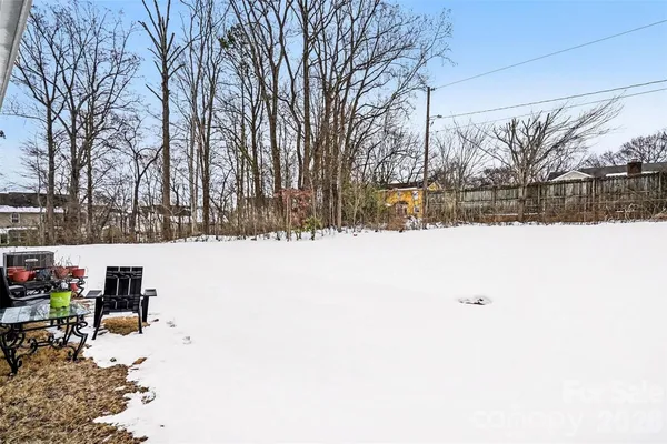 $450,000 | 10136 Chatham Run Lane, Charlotte, NC 28262