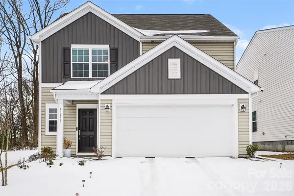 a house view with a outdoor space
