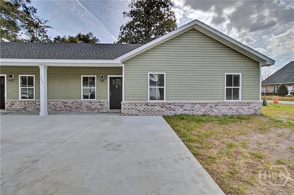 $520,000 | 205 Bagley Avenue, Unit A/B, Hinesville, GA 31313