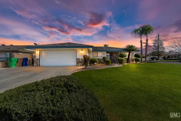 $469,999 | Undisclosed Address, Bakersfield, CA 93312