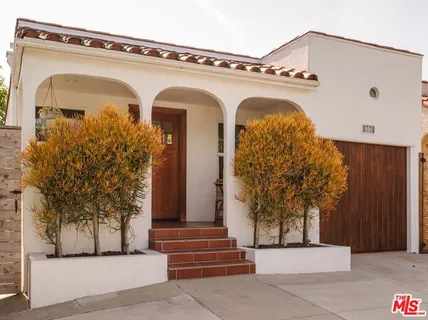 $899,000 | 3773 South St Andrews Place, Los Angeles, CA 90018