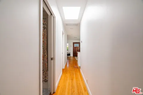 $899,000 | 3773 South St Andrews Place, Los Angeles, CA 90018