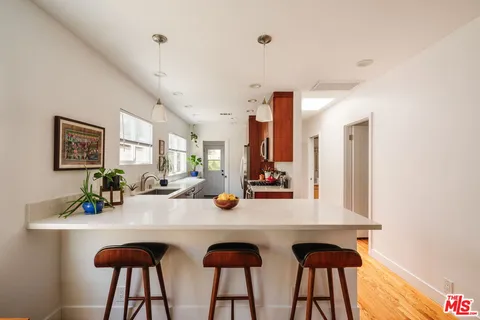 $899,000 | 3773 South St Andrews Place, Los Angeles, CA 90018