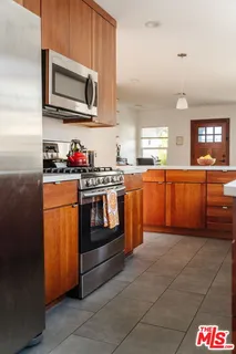 $899,000 | 3773 South St Andrews Place, Los Angeles, CA 90018