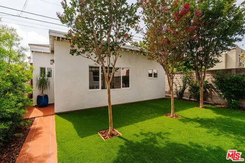 $899,000 | 3773 South St Andrews Place, Los Angeles, CA 90018