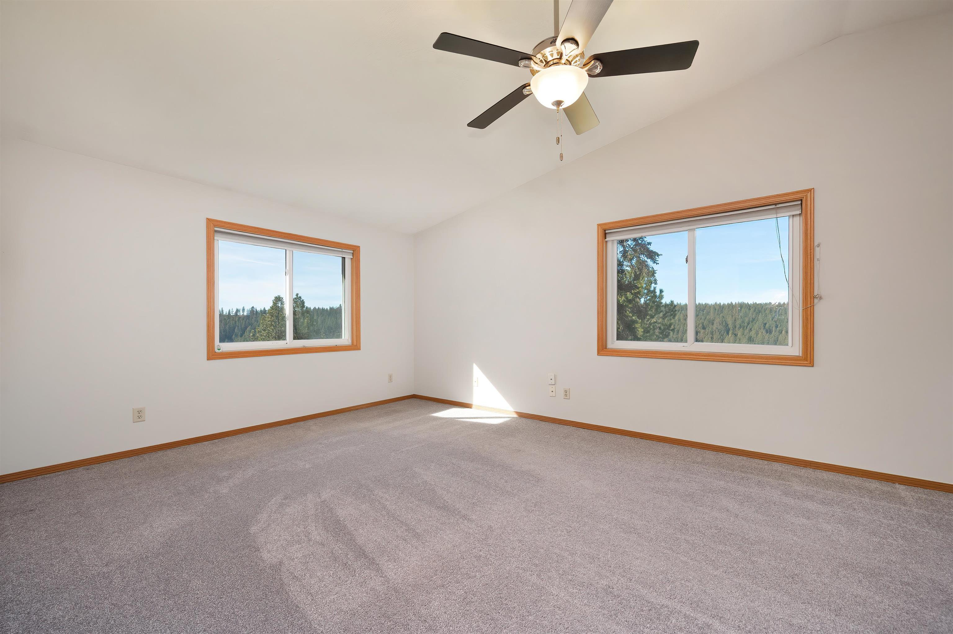 15715 Foothills Road Spokane, WA 99217 - Photo 34 of 44