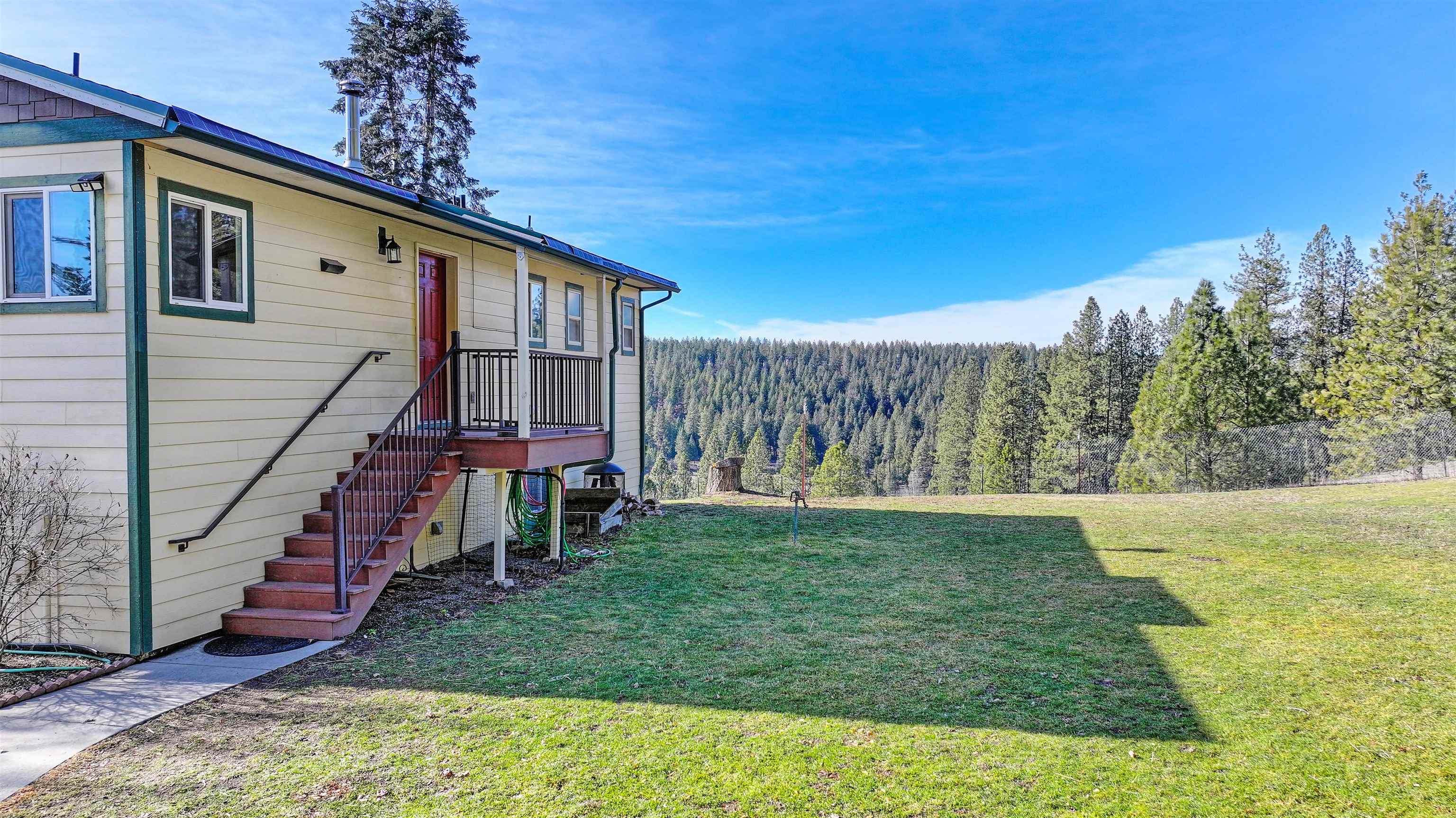 15715 Foothills Road Spokane, WA 99217 - Photo 38 of 44