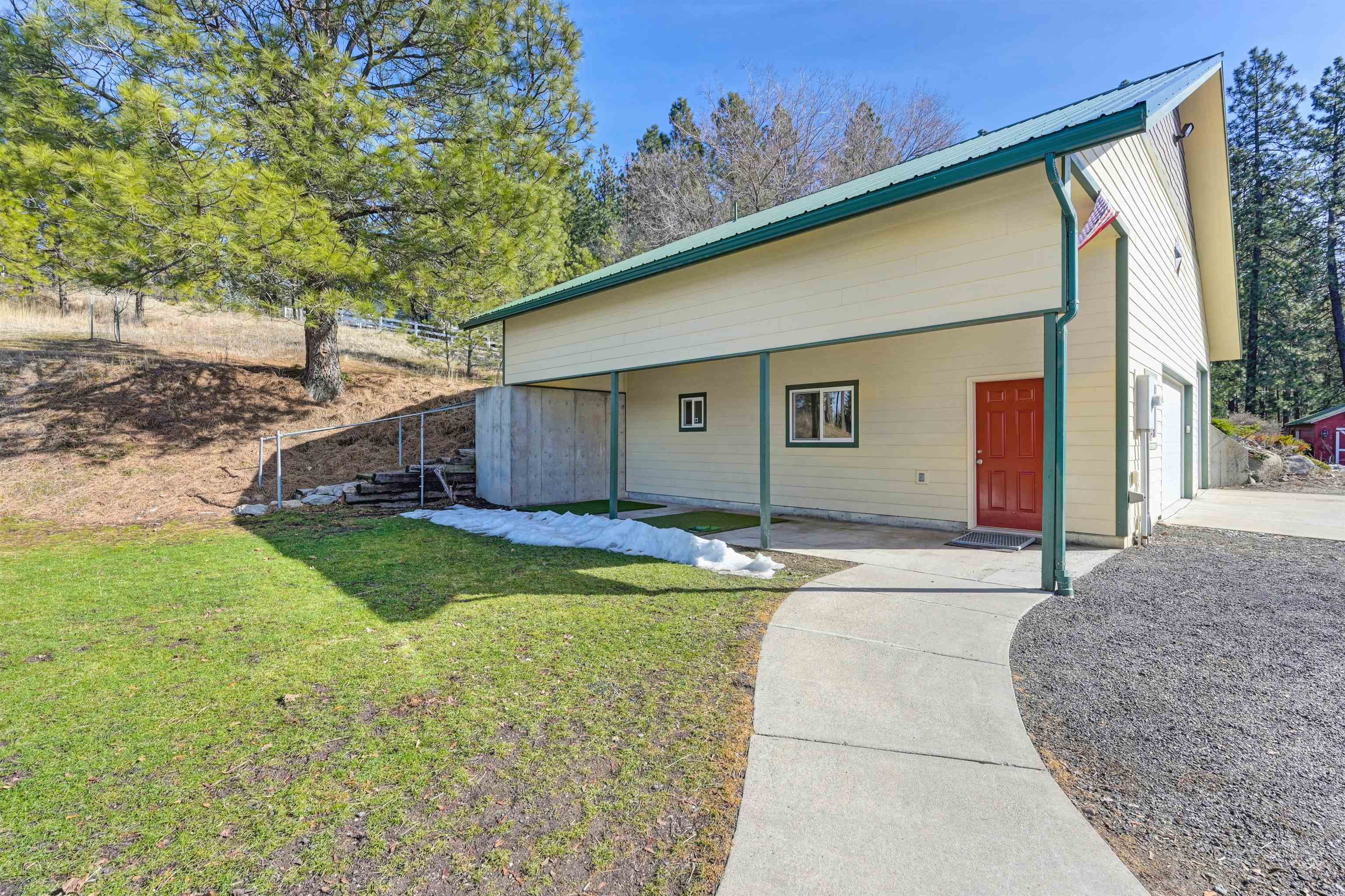 15715 Foothills Road Spokane, WA 99217 - Photo 39 of 44