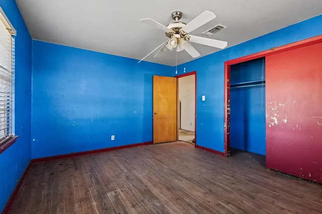 $300,000 | 3467 East Fm 120, Denison, TX 75021