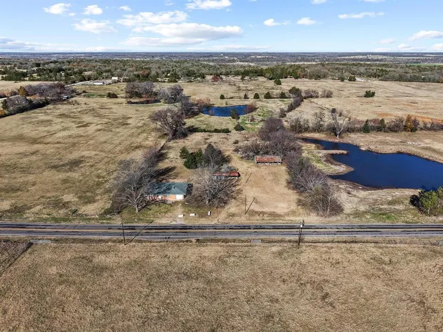 $300,000 | 3467 East Fm 120, Denison, TX 75021