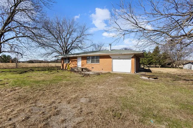 $300,000 | 3467 East Fm 120, Denison, TX 75021