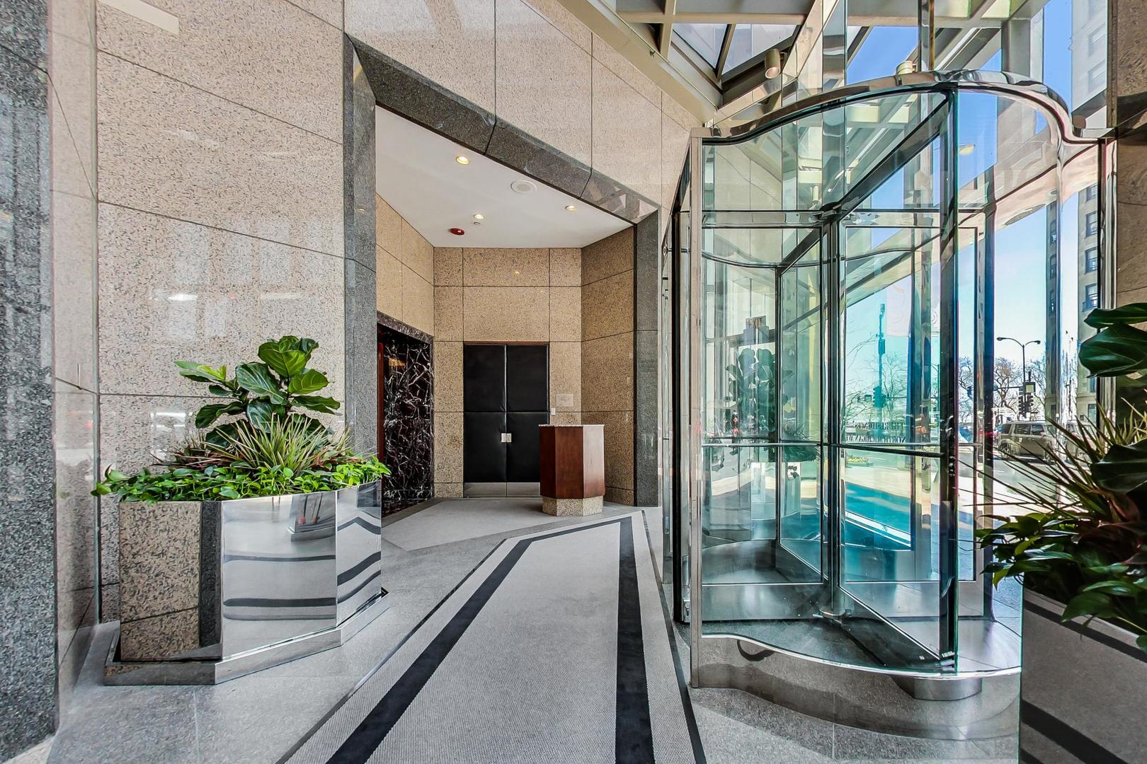 950 North Michigan Avenue, Unit 3103 Chicago, IL 60611 - Photo 46 of 68