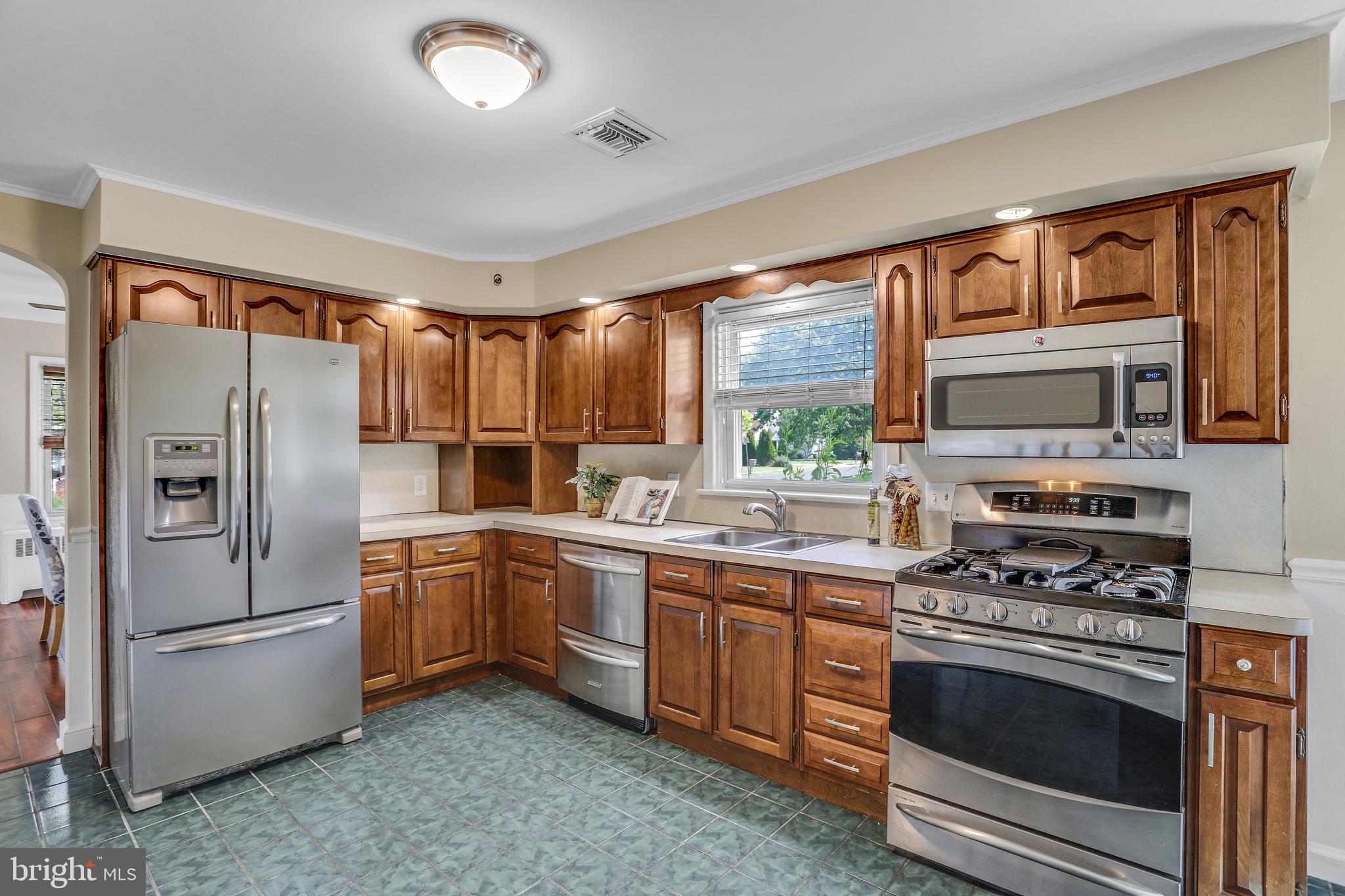 798 Rathton Road York, PA 17403 - Photo 17 of 37 Gallery Image 17