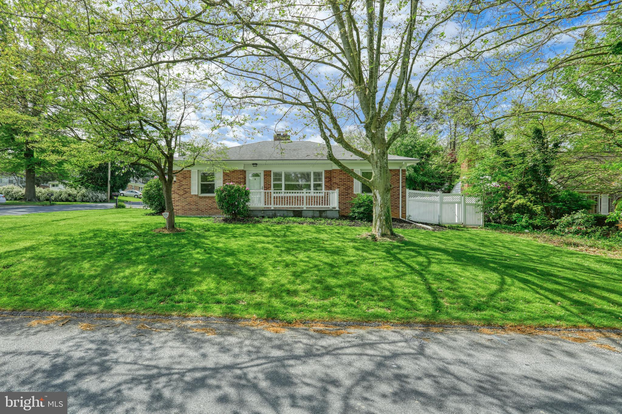 798 Rathton Road York, PA 17403 - Photo 6 of 37 Gallery Image 6
