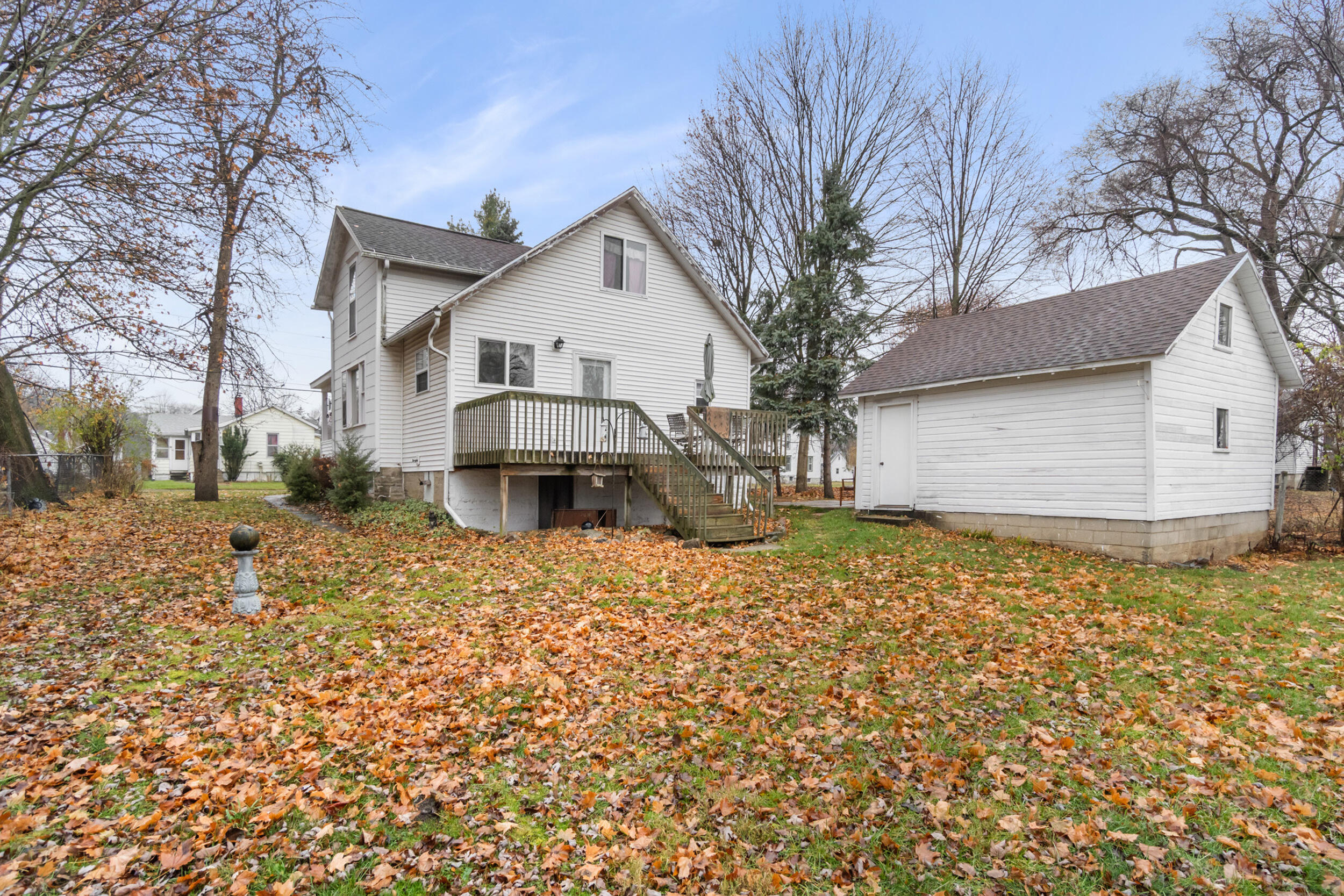 927 George Street Jackson, MI 49202 - Photo 37 of 42 37_927 george st jackson mi - 0009