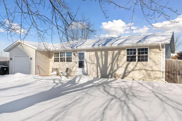 $271,000 | 3937 233rd Lane Northwest, St. Francis, MN 55070