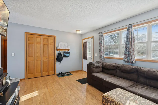 $271,000 | 3937 233rd Lane Northwest, St. Francis, MN 55070