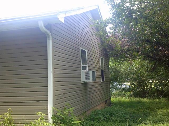 3361 High Street Rives, TN 38253 - Photo 4 of 10 View of side of property