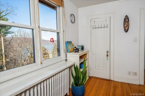 $1,399,000 | 61 Pinecrest Drive, Hastings-on-Hudson, NY 10706