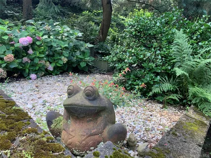 $1,399,000 | 61 Pinecrest Drive, Hastings-on-Hudson, NY 10706