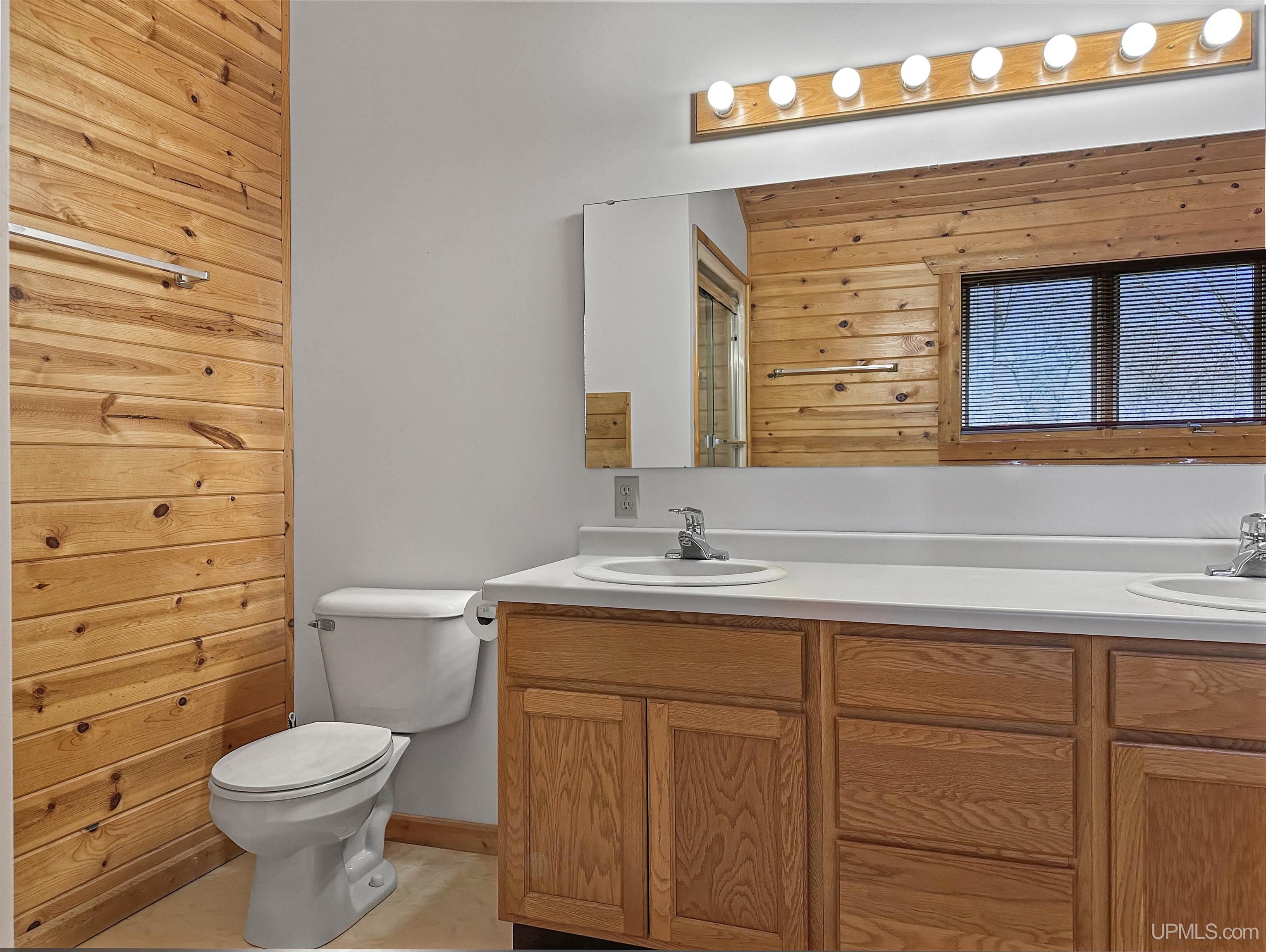7730 Tipperary Road Gladstone, MI 49837 - Photo 13 of 29 Gallery Image 13