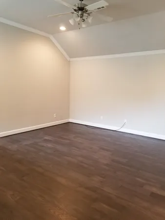 $3,950 | 5326 Larkin Street, Houston, TX 77007