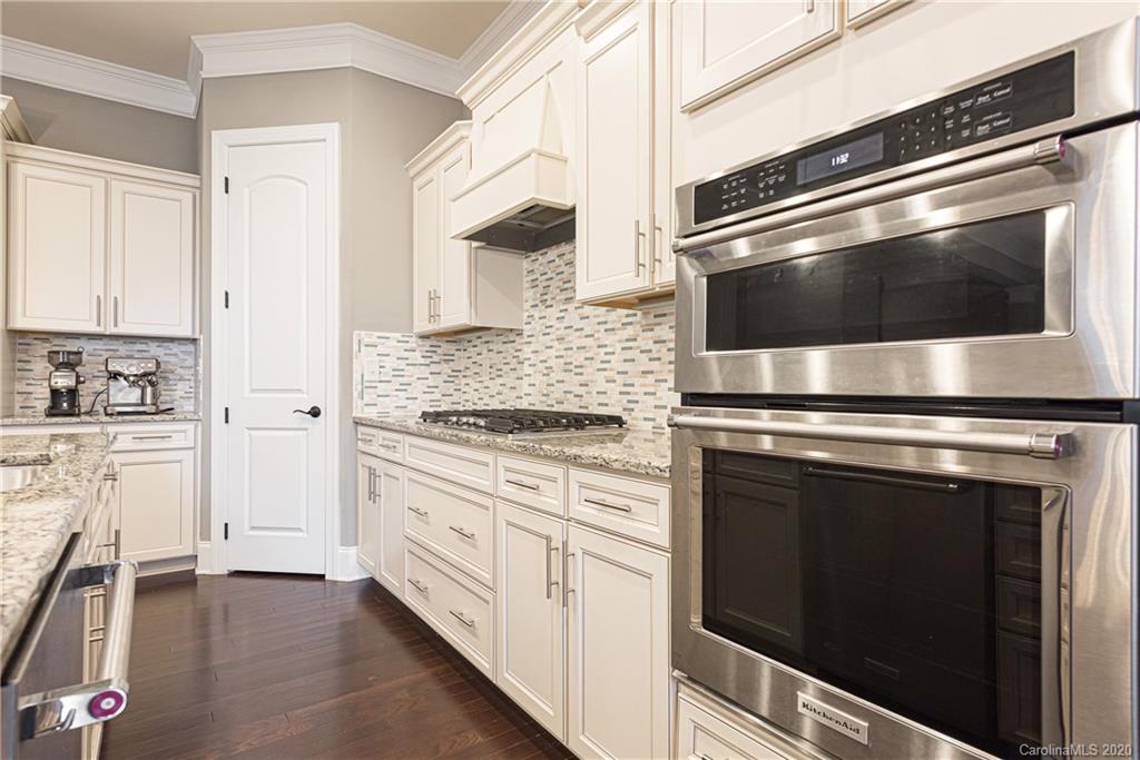9743 Wheatfield Road Charlotte, NC 28277 - Photo 16 of 47 Gallery Image 16