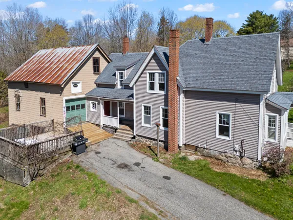$440,000 | 194 Oak Hill Road, Auburn, ME 04210