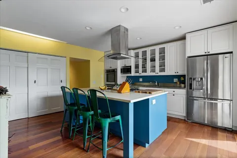 $799,000 | 929 West Ainslie Street, Unit 3, Chicago, IL 60640