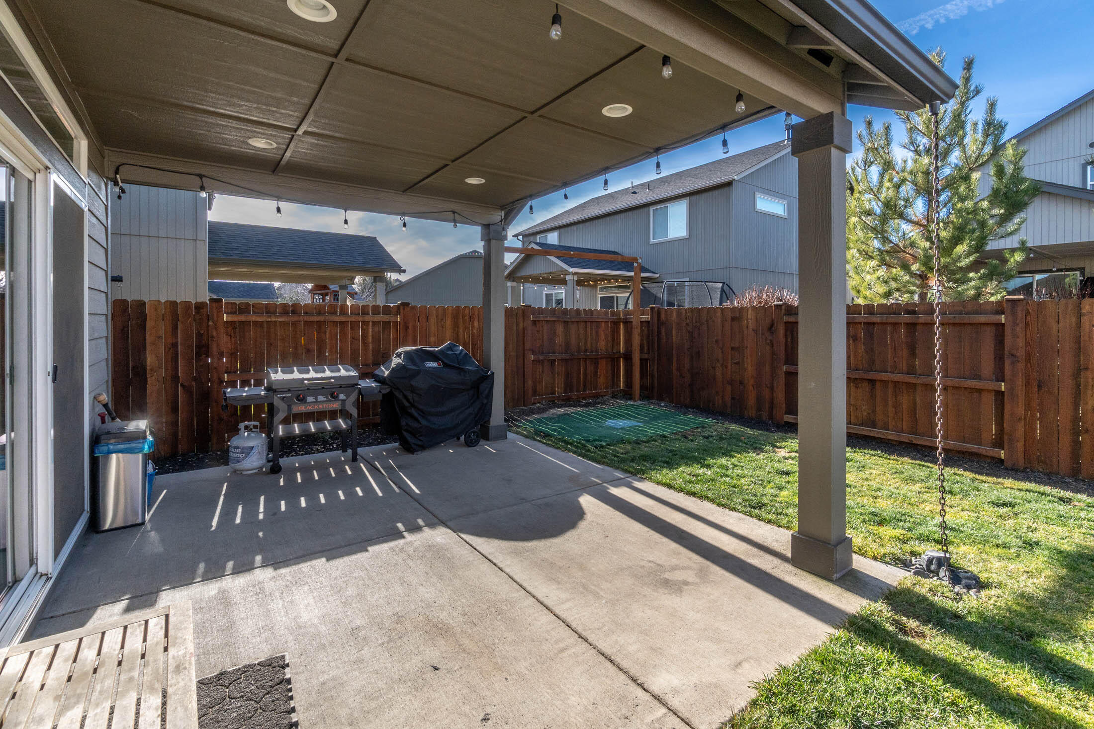 61813 Azalia Place Bend, OR 97702 - Photo 17 of 22 61813 Azalia Place